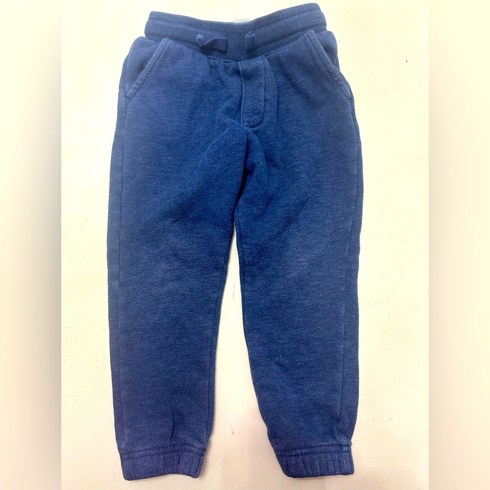 Oshkosh Sweatpants, size 4T